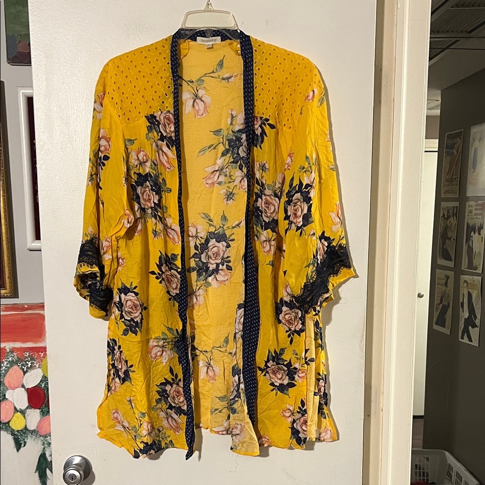 Loralette gold/floral open top.  Lace and eyelet detail